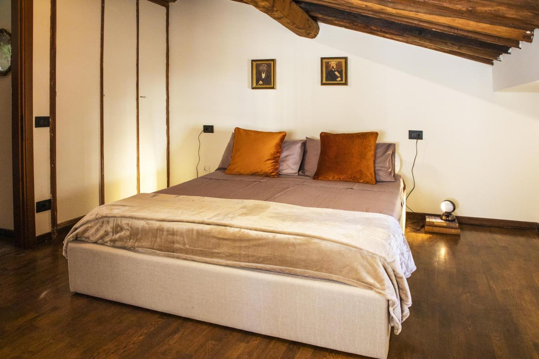La Mansardina Beccheria Central Apartment 1 Double Bedroom, 1 Sofa Bed Lucca Exterior foto